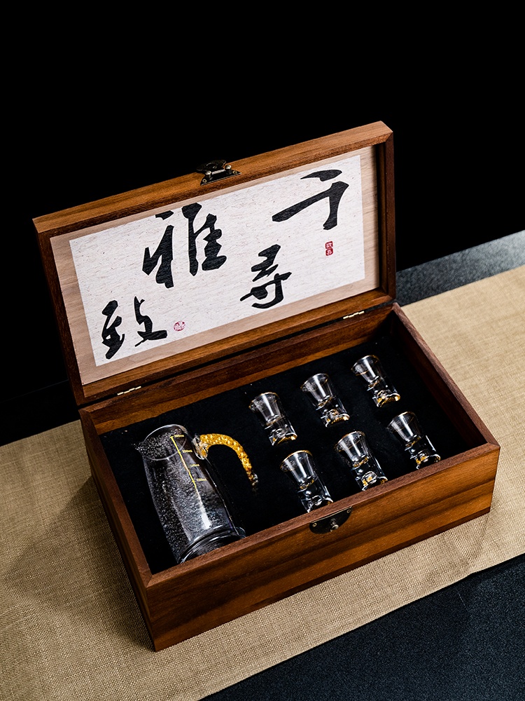 Chinese Style  Wood White Wine - đánh giá và giá Crystal Wine Glass